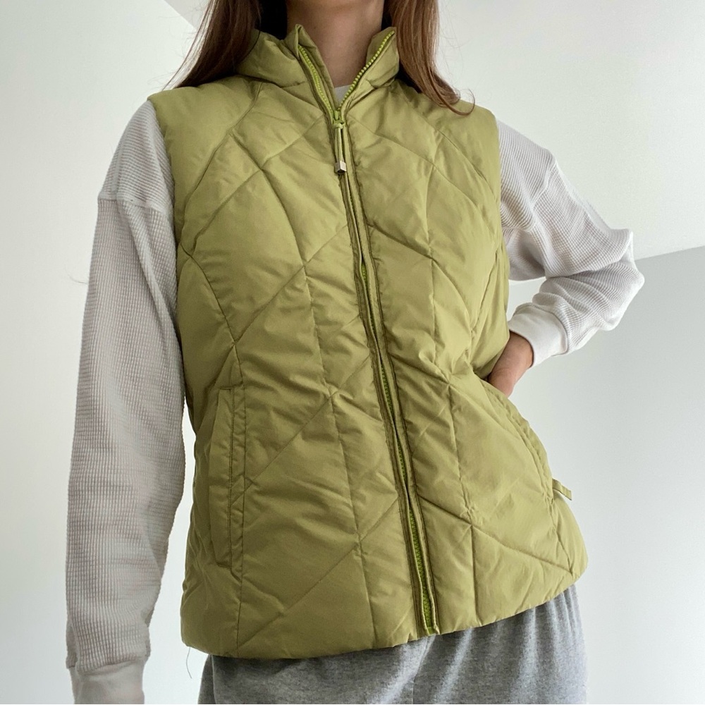 Mondetta // green puffer vest